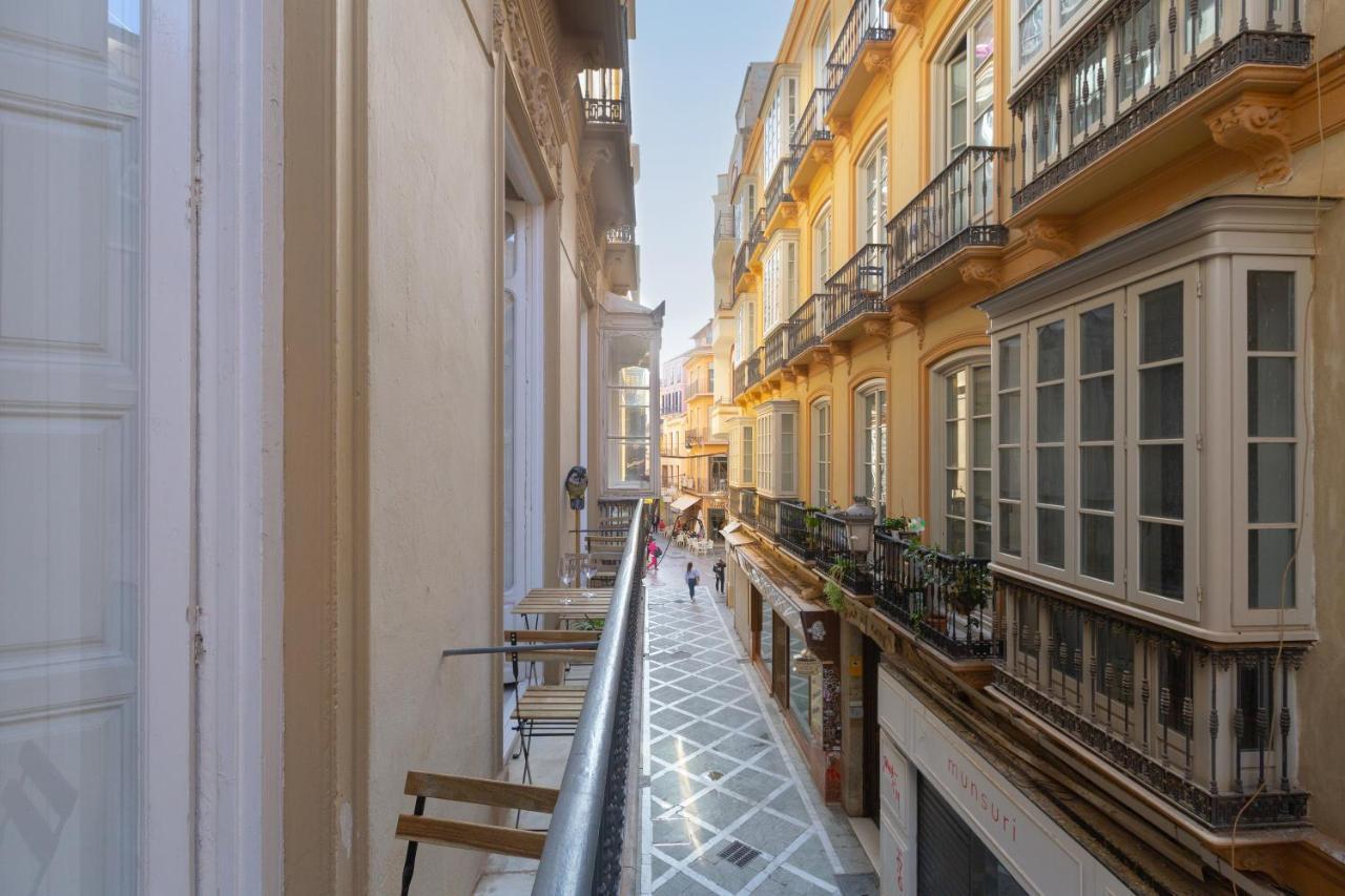 Puerta De Larios: Central Three-Bedroom Apartment With Balconies And Patio 말라가 외부 사진