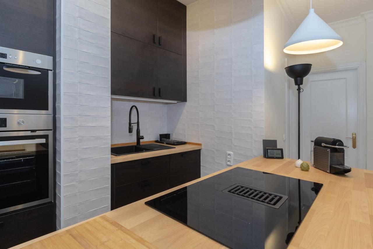 Puerta De Larios: Central Three-Bedroom Apartment With Balconies And Patio 말라가 외부 사진