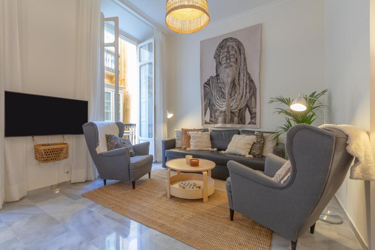 Puerta De Larios: Central Three-Bedroom Apartment With Balconies And Patio 말라가 외부 사진